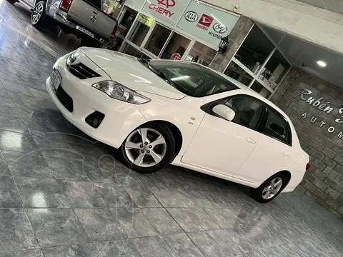 Toyota Corolla 1.8 XEi usado (2013) color Blanco precio u$s9.900