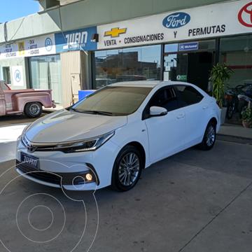 Toyota Corolla 1.8 XEi usado (2017) color Blanco precio $2.045.000