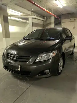 Toyota Corolla 1.6 usado (2011) color Negro precio $5.500.000