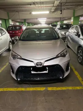 Toyota Corolla 1.8L SE Aut usado (2018) color Plata precio $10.000.000