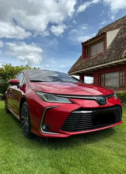 Toyota Corolla 2.0L SEG usado (2022) color Rojo precio $98.000.000