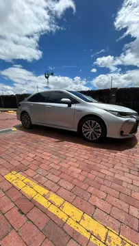 Toyota Corolla 1.8L SE-G Aut usado (2020) color Plata precio $89.000.000