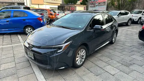 Toyota Corolla XLE Aut usado (2023) color Gris precio $455,000