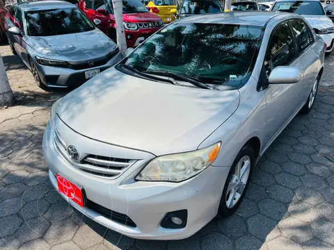 Toyota Corolla XLE 1.8L Aut usado (2013) color Plata precio $177,000