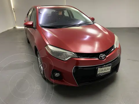 Toyota Corolla S Aut usado (2015) color Rojo precio $224,300