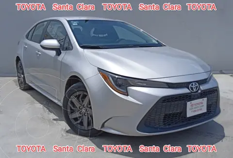 foto Toyota Corolla Base Aut usado (2021) color plateado precio $335,000