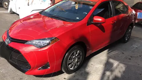 Toyota Corolla Base Aut usado (2017) color Rojo precio $195,000