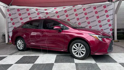 Toyota Corolla XLE Aut usado (2023) color Rojo precio $430,000