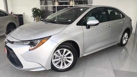 Toyota Corolla LE Aut usado (2024) color Plata precio $423,000