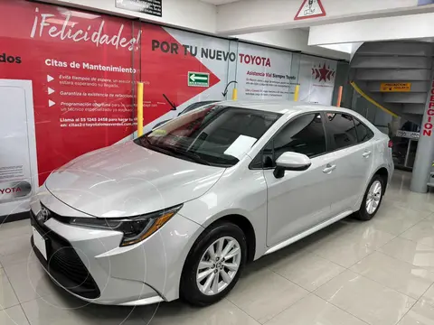 Toyota Corolla LE Aut usado (2024) color Plata financiado en mensualidades(enganche $87,802 mensualidades desde $8,662)