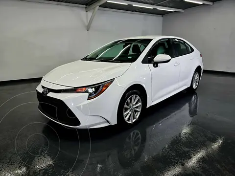 Toyota Corolla LE 1.8L Aut usado (2023) color Blanco precio $393,000