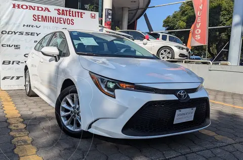 Toyota Corolla LE Aut usado (2020) color Blanco precio $295,000