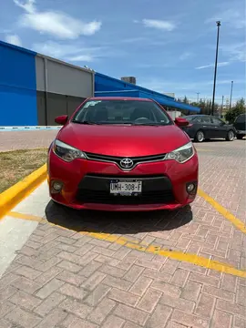 Toyota Corolla LE 1.8L Aut usado (2015) color Rojo precio $194,000