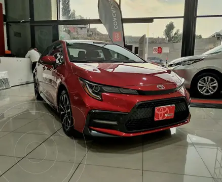 Toyota Corolla SE Aut usado (2020) color Rojo precio $335,000