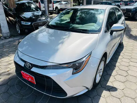 Toyota Corolla LE Aut usado (2023) color Plata precio $357,000