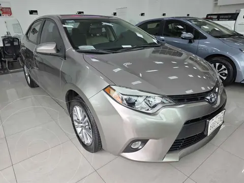 Toyota Corolla LE 1.8L Aut usado (2015) color Dorado precio $230,000