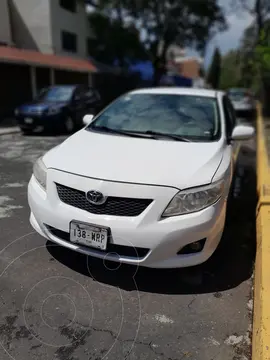 foto Toyota Corolla XLE 1.8L Aut usado (2010) color Blanco precio $115,000