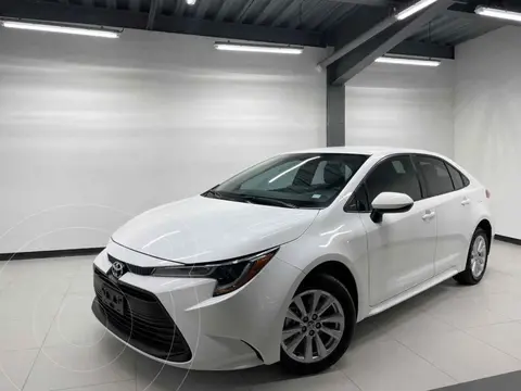 Toyota Corolla LE Aut usado (2024) color Blanco precio $405,000