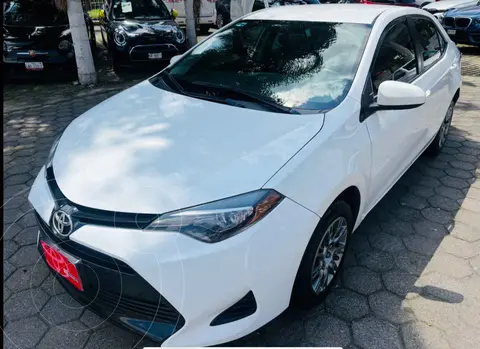 Toyota Corolla Base Aut usado (2017) color Blanco precio $207,000