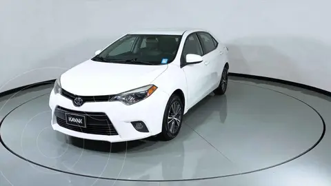 Toyota Corolla LE 1.8L Aut usado (2016) color Plata precio $247,999
