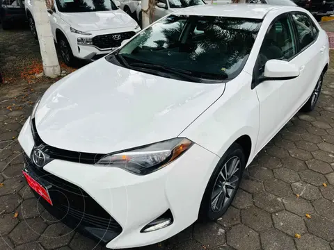 Toyota Corolla LE 1.8L Aut usado (2017) color Blanco precio $247,000