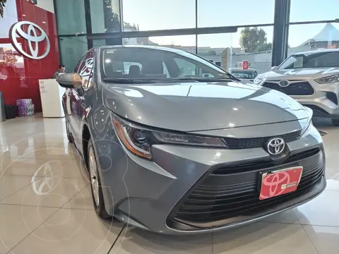 Toyota Corolla LE Aut usado (2023) color Gris precio $395,000