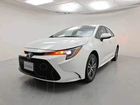 Toyota Corolla LE Aut usado (2021) color Blanco precio $357,930
