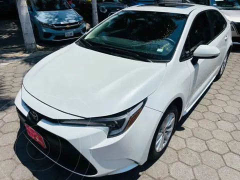 Toyota Corolla XLE Aut usado (2023) color Blanco precio $417,000