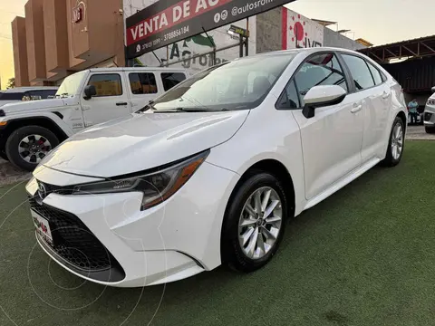 Toyota Corolla LE Aut usado (2022) color Blanco precio $324,999