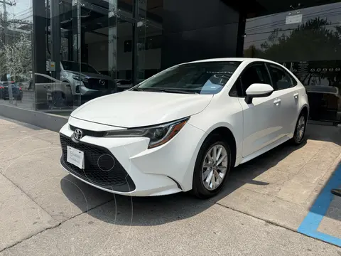 Toyota Corolla LE Aut usado (2021) color Blanco precio $297,000