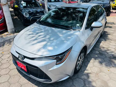 Toyota Corolla LE Aut usado (2025) color Plata financiado en mensualidades(enganche $125,506 mensualidades desde $11,148)
