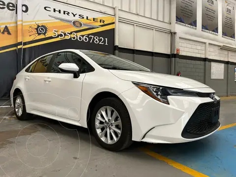 Toyota Corolla LE Aut usado (2020) color Blanco precio $335,000