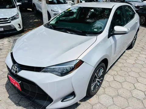 Toyota Corolla LE 1.8L Aut usado (2018) color Plata precio $277,000