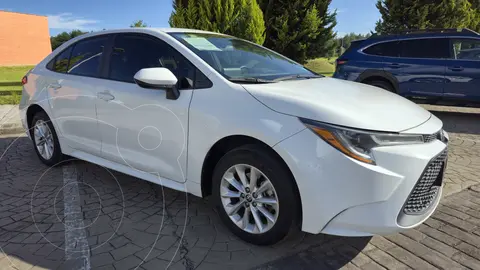 Toyota Corolla LE Aut usado (2022) color Blanco precio $350,000