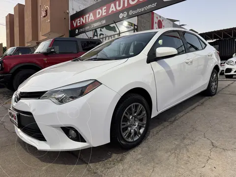 Toyota Corolla LE 1.8L Aut usado (2014) color Blanco precio $199,999