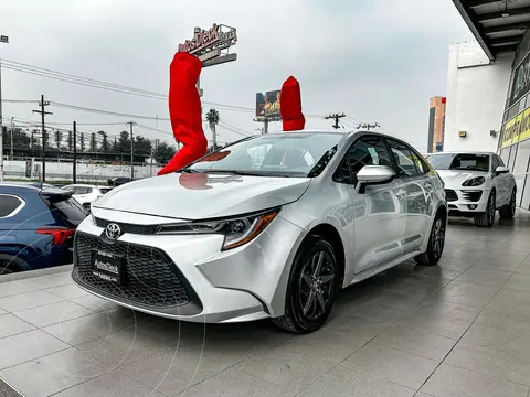 Toyota Corolla Base usado (2022) color plateado financiado en mensualidades(enganche $74,580 mensualidades desde $7,632)