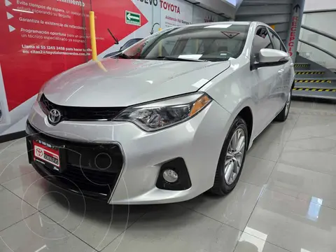 Toyota Corolla S Aut usado (2015) color Plata financiado en mensualidades(enganche $48,400 mensualidades desde $4,775)