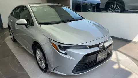 Toyota Corolla XLE Aut usado (2023) color Gris precio $420,000