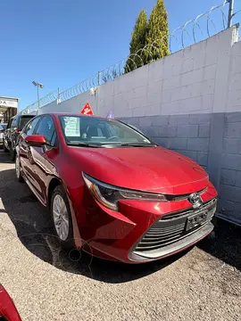 Toyota Corolla LE Aut usado (2024) color Rojo precio $355,000