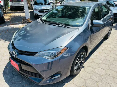 Toyota Corolla LE 1.8L Aut usado (2018) color Gris precio $267,000