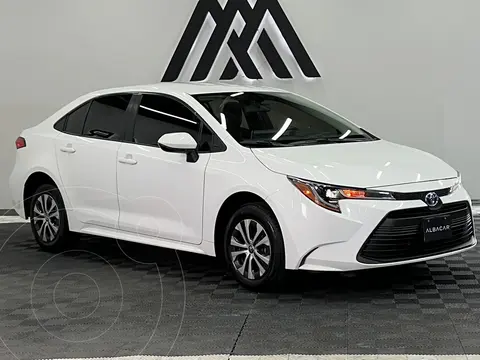 Toyota Corolla LE Aut usado (2024) color Blanco precio $419,999