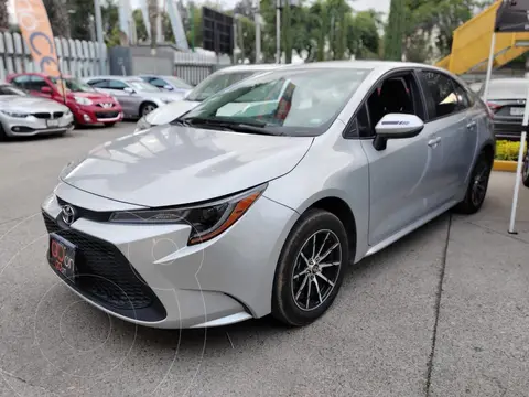 Toyota Corolla Base usado (2022) color plateado financiado en mensualidades(enganche $98,100 mensualidades desde $7,502)