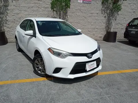 Toyota Corolla Base usado (2014) color Blanco precio $195,000
