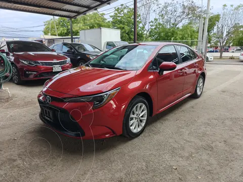 Toyota Corolla LE Aut usado (2021) color Rojo precio $298,000