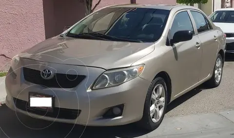 Toyota Corolla CE 1.8L Aut usado (2009) color Arena precio $80,000