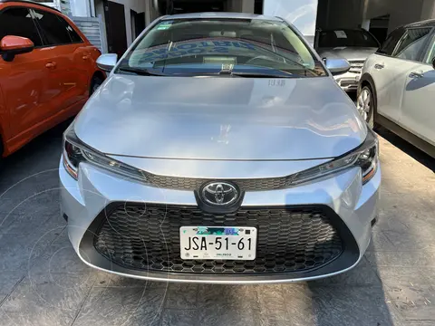 Toyota Corolla LE Aut usado (2020) color Plata precio $369,900