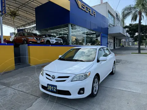 Toyota Corolla XLE 1.8L Aut usado (2012) color Blanco precio $195,000