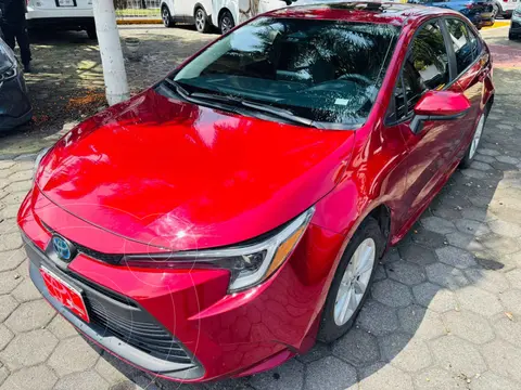 Toyota Corolla XLE Aut usado (2024) color Rojo precio $517,000