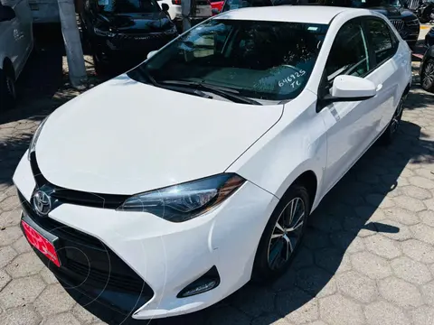 Toyota Corolla LE 1.8L Aut usado (2017) color Blanco precio $247,000