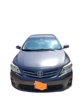 Toyota Corolla  1.6 GLI usado (2012) color Gris precio u$s12,000